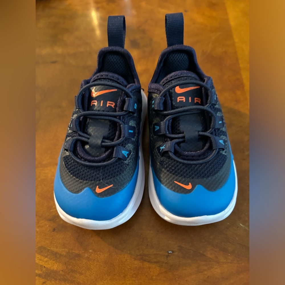 Nike Air Max Axis Midnight Navy Sneaker, size 3C. Never worn.